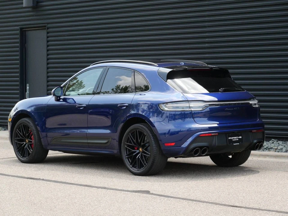 2022 Porsche Macan GTS - Image 3 of 5