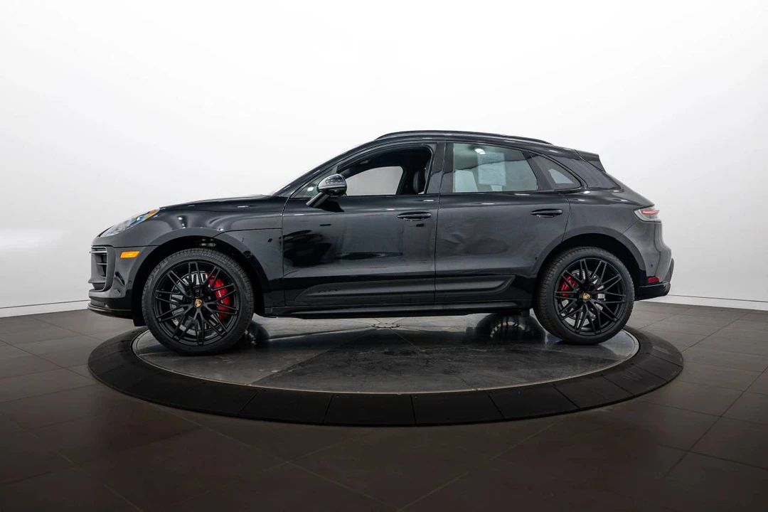 2022 Porsche Macan GTS - Image 2 of 5