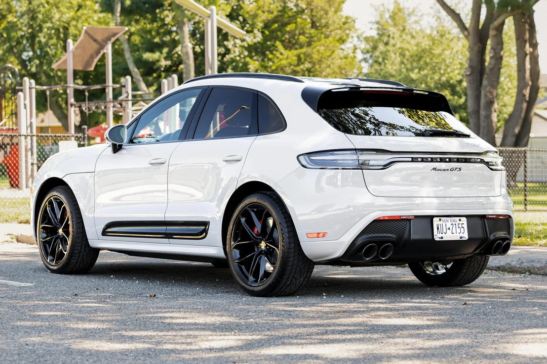 2022 Porsche Macan GTS - Image 4 of 31