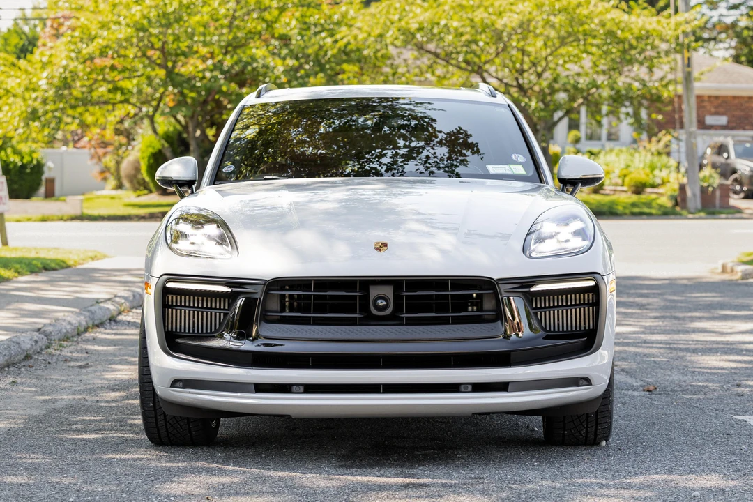 2022 Porsche Macan GTS - Image 6 of 31