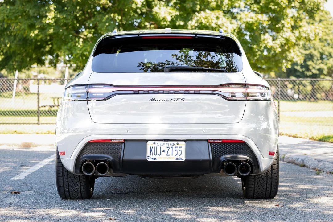 2022 Porsche Macan GTS - Image 8 of 31