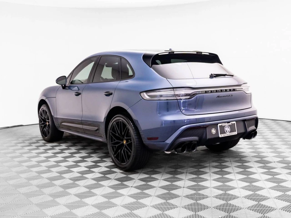2022 Porsche Macan GTS - Image 3 of 5