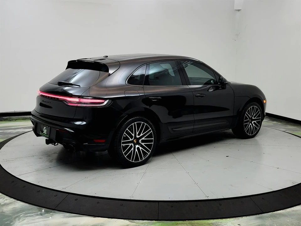 2022 Porsche Macan GTS - Image 5 of 31