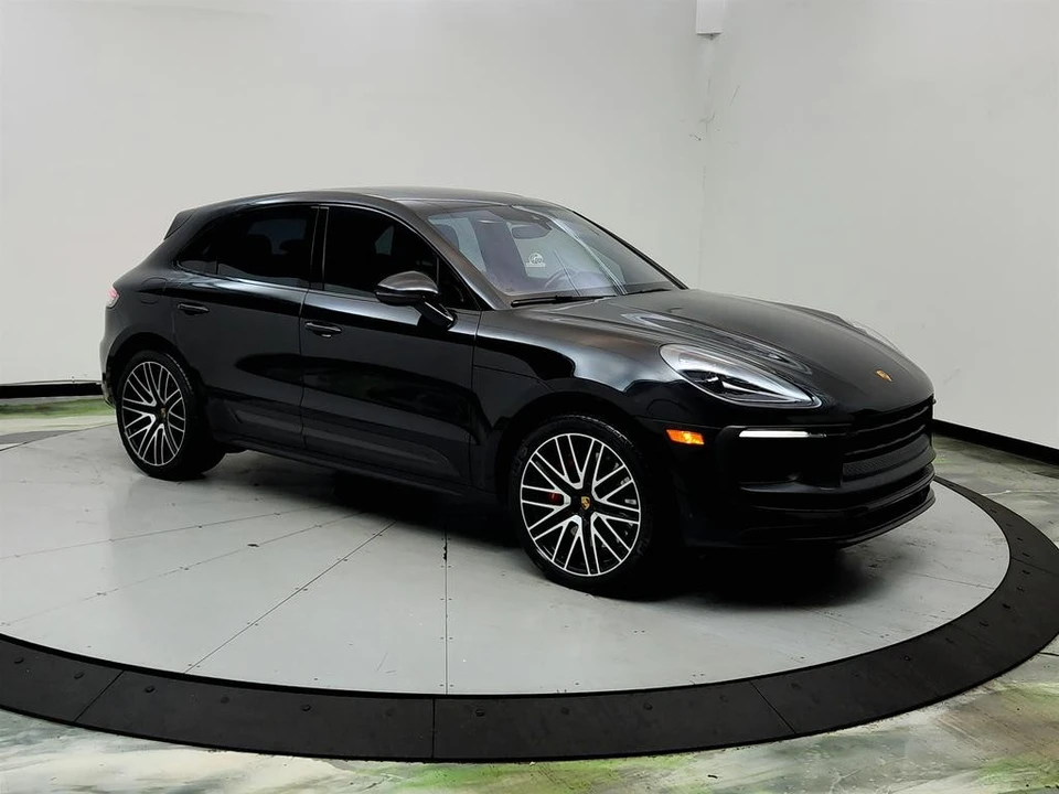 2022 Porsche Macan GTS - Image 3 of 31