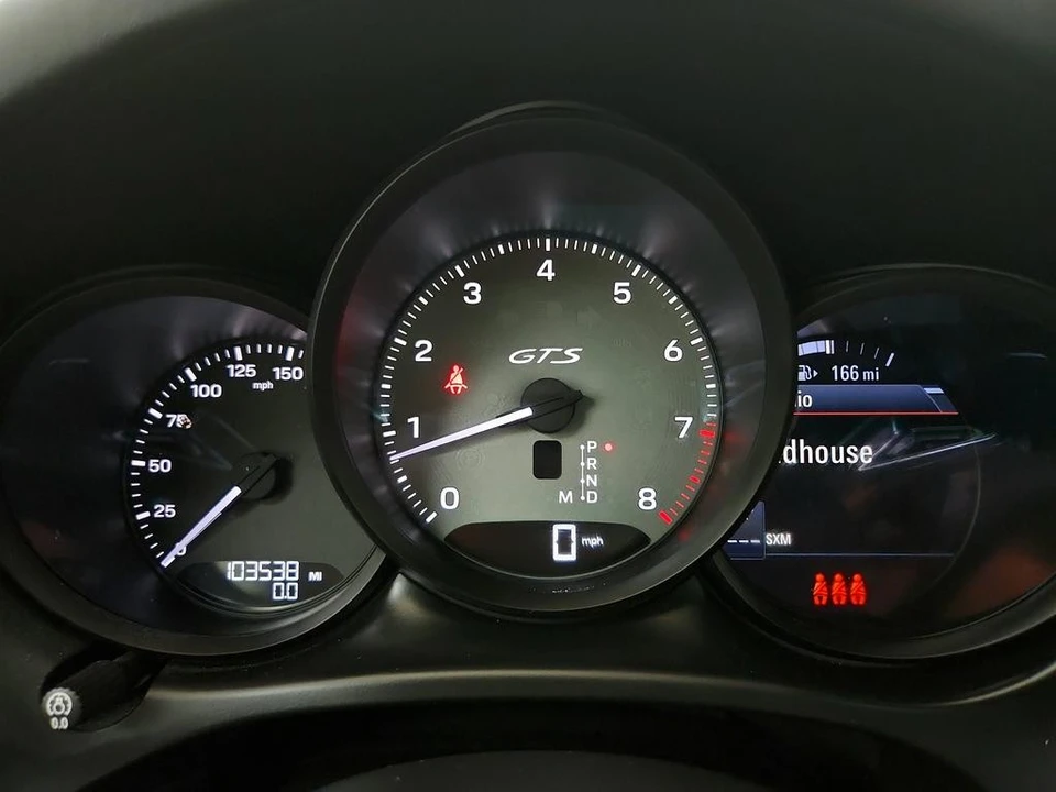 2022 Porsche Macan GTS - Image 16 of 31