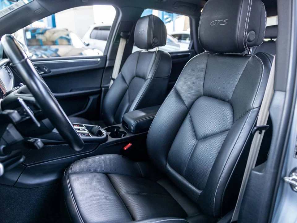 2022 Porsche Macan GTS - Image 5 of 5