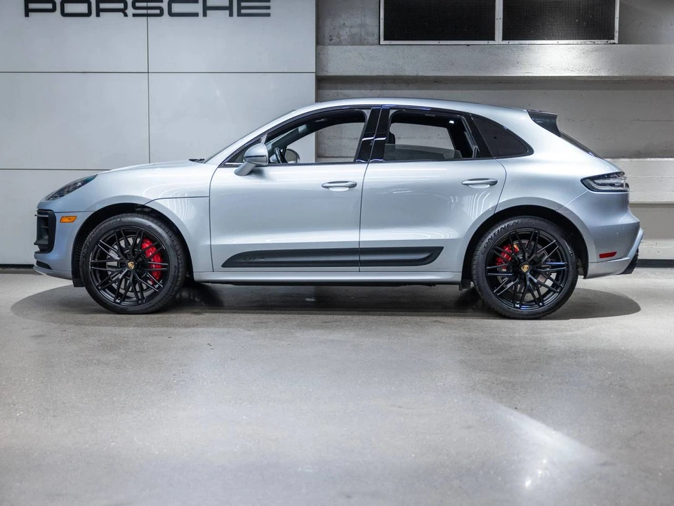 2022 Porsche Macan GTS - Image 2 of 5