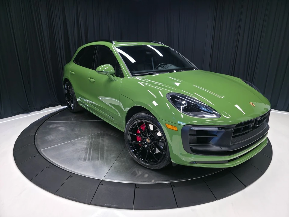 2022 Porsche Macan GTS - Image 15 of 31