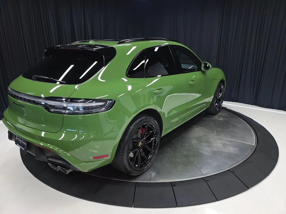 2022 Porsche Macan GTS - Image 12 of 31