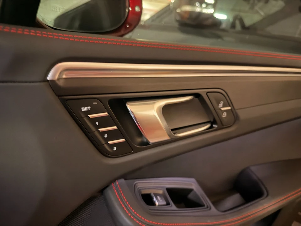 2022 Porsche Macan GTS - Image 16 of 23