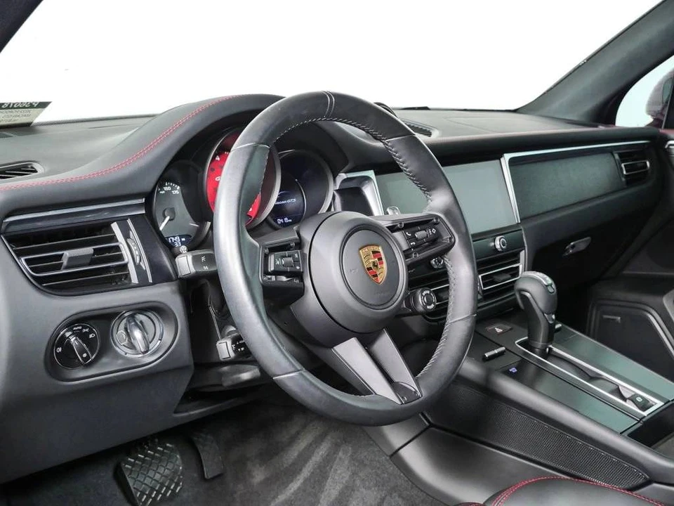 2022 Porsche Macan GTS - Image 4 of 5