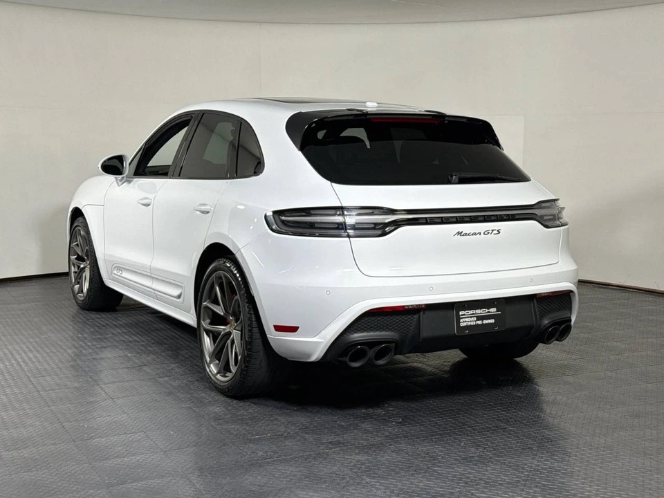 2022 Porsche Macan GTS - Image 3 of 5