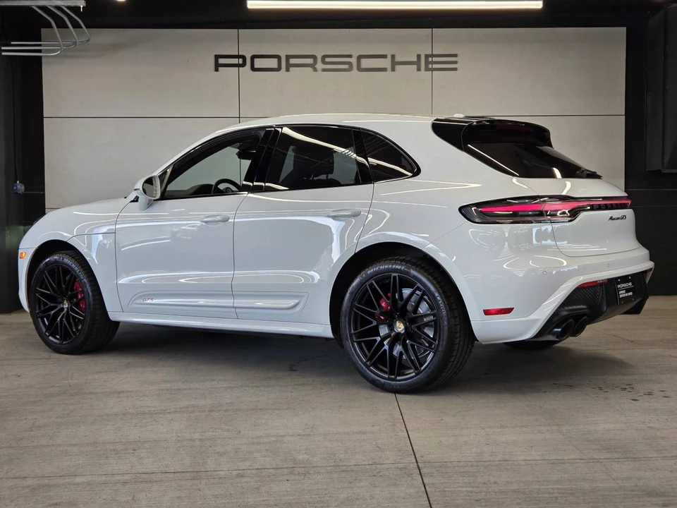 2022 Porsche Macan GTS - Image 3 of 5
