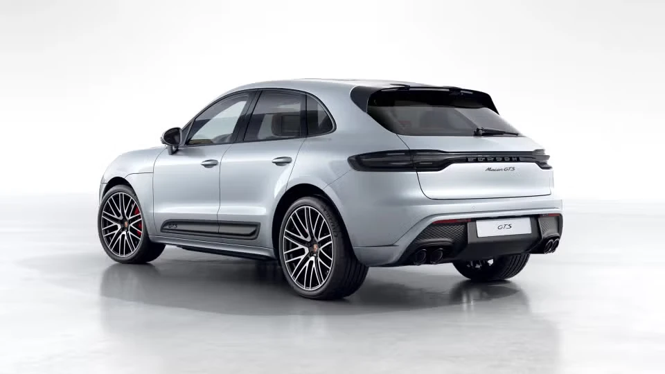 2022 Porsche Macan GTS - Image 19 of 31