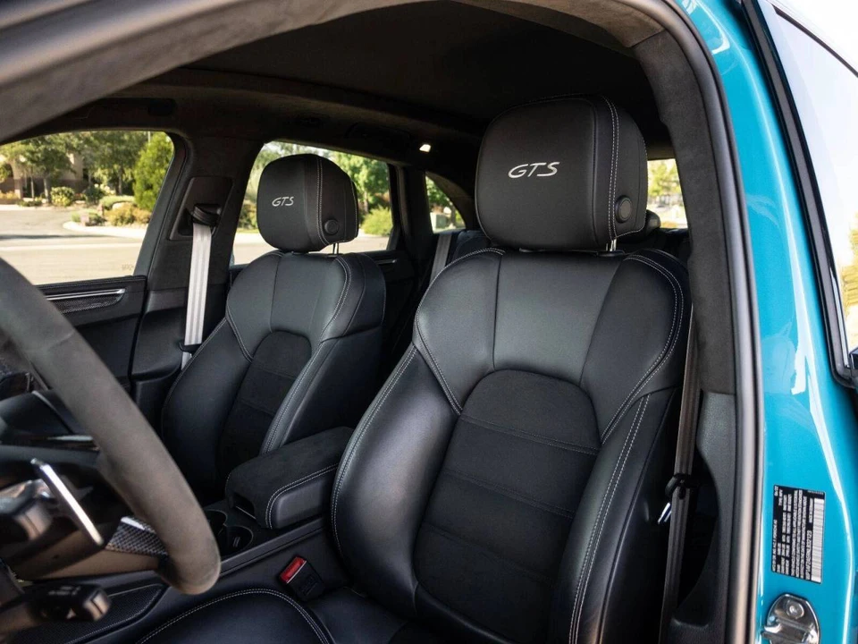 2022 Porsche Macan GTS - Image 5 of 5