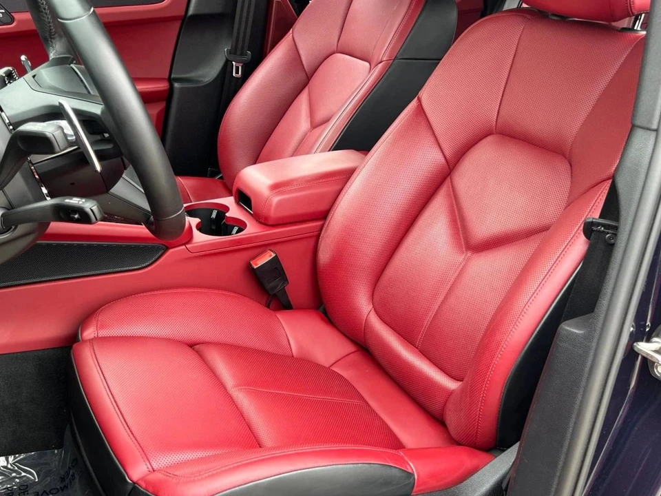 2022 Porsche Macan GTS - Image 5 of 5