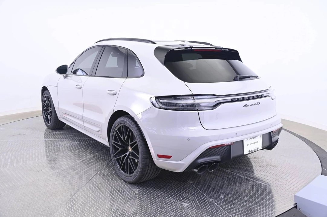 2022 Porsche Macan GTS - Image 3 of 5