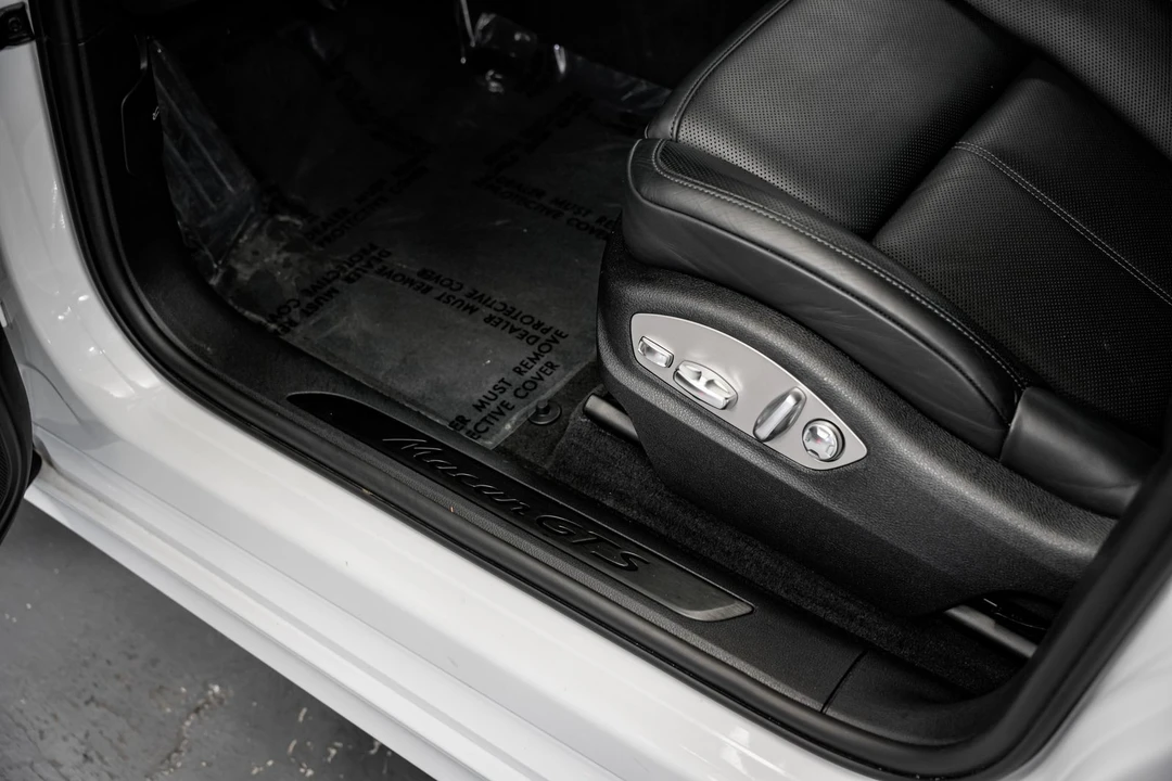 2022 Porsche Macan GTS - Image 21 of 31