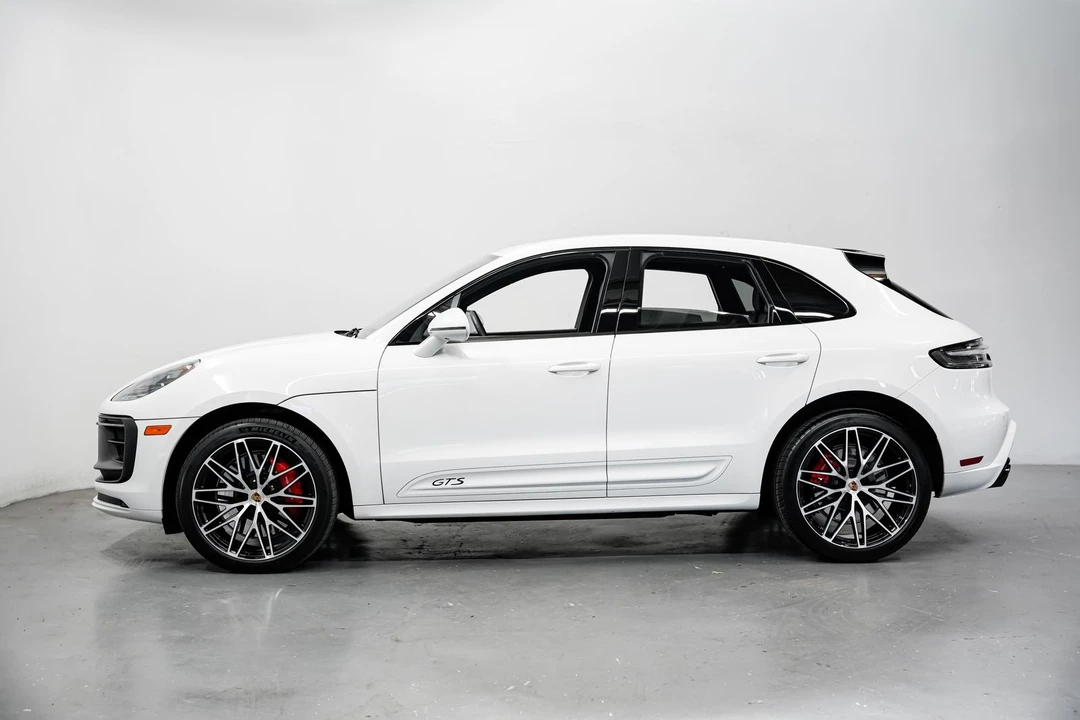 2022 Porsche Macan GTS - Image 7 of 31