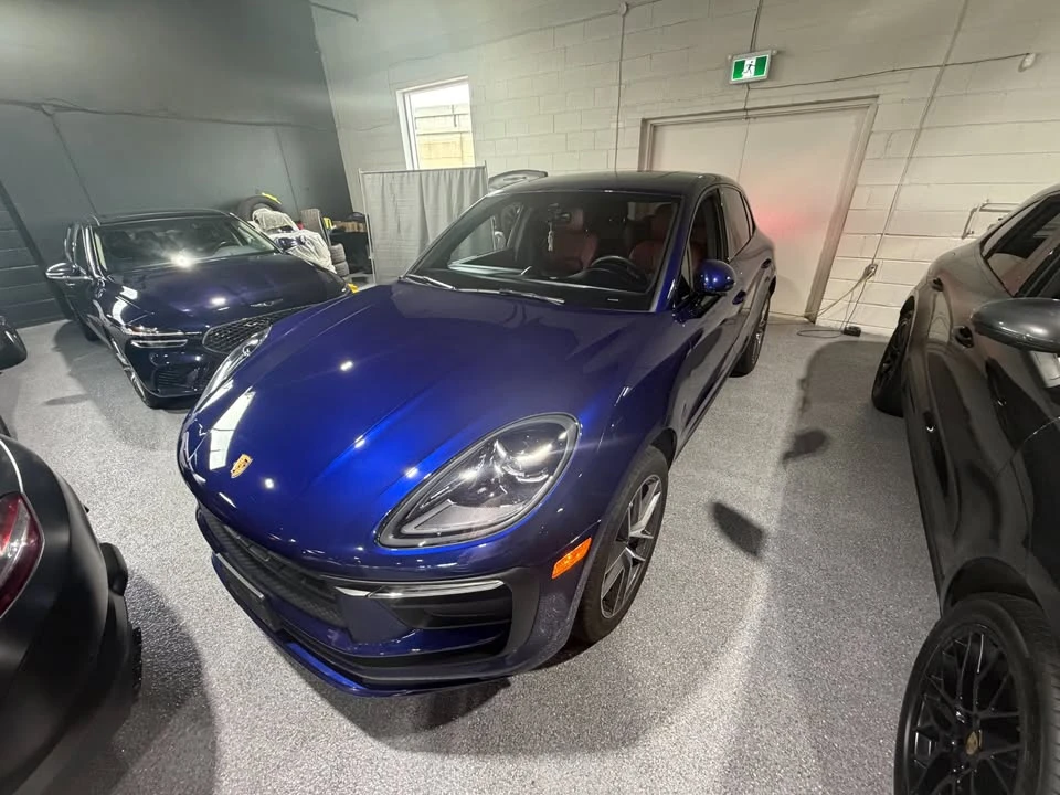 2022 Porsche Macan - Image 8 of 11