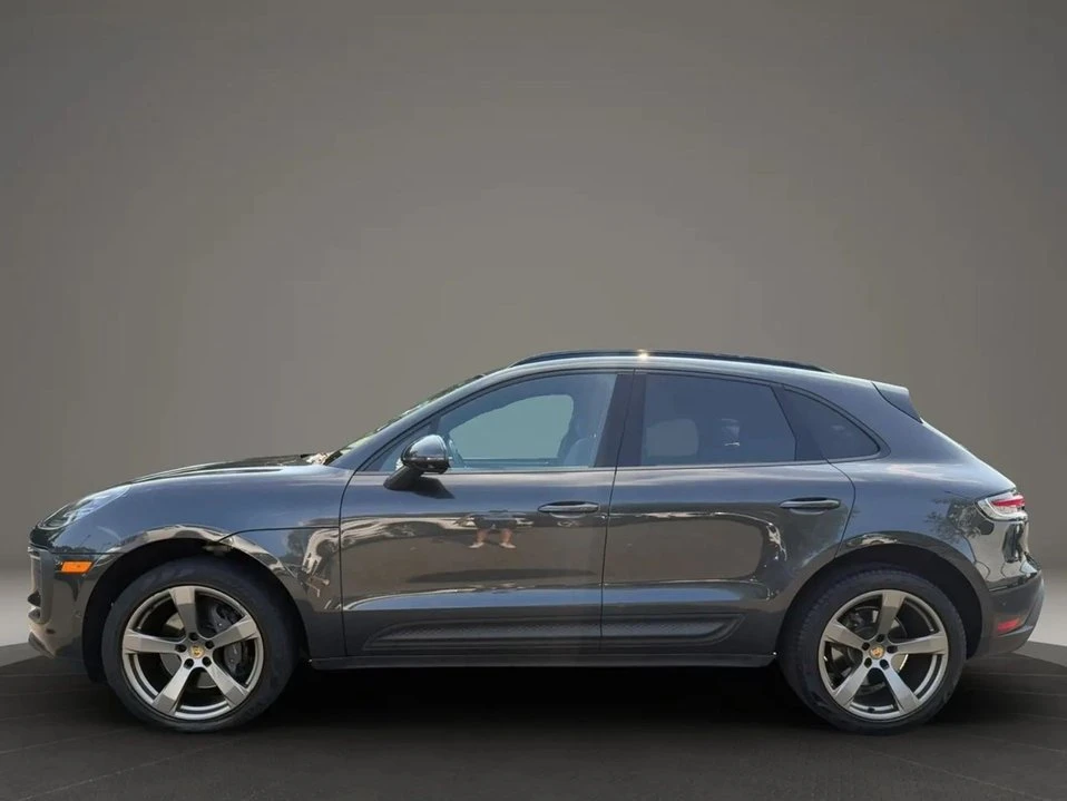 2022 Porsche Macan - Image 8 of 20