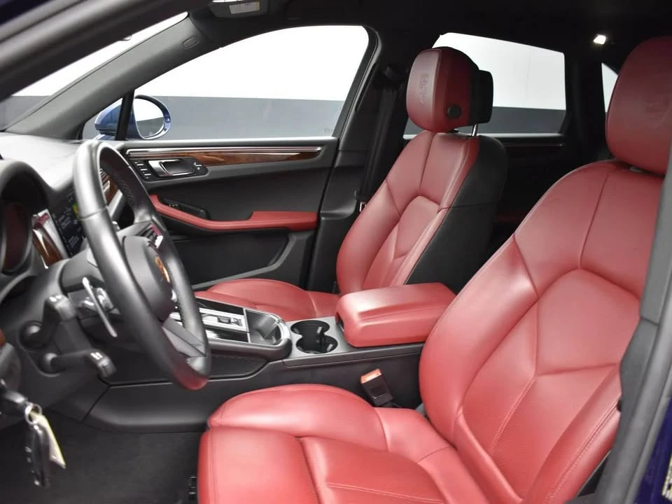 2022 Porsche Macan - Image 6 of 17