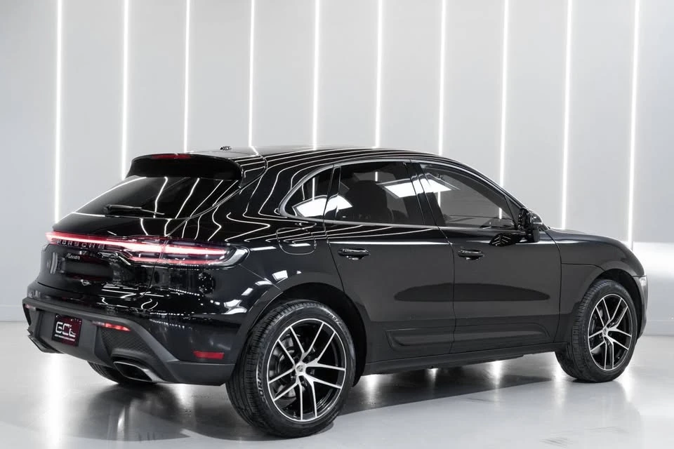 2022 Porsche Macan - Image 5 of 14