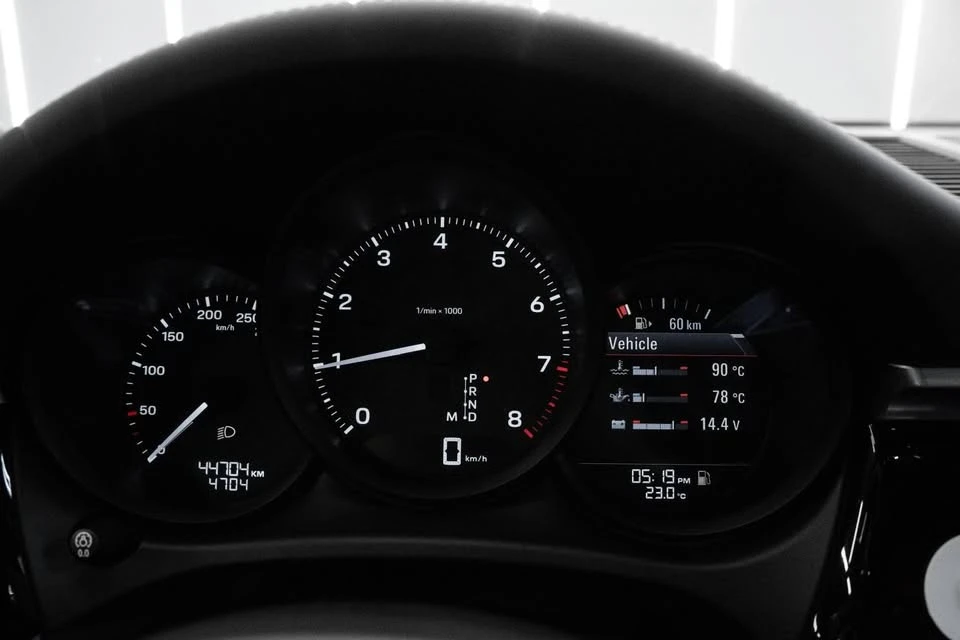 2022 Porsche Macan - Image 14 of 14