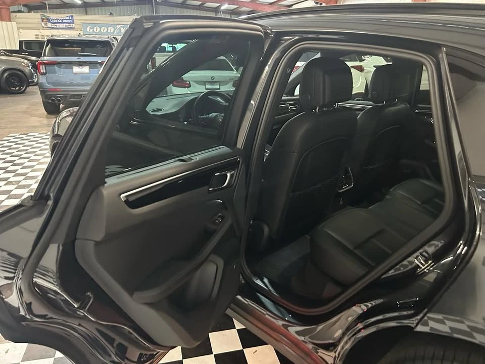 2022 Porsche Macan - Image 20 of 20
