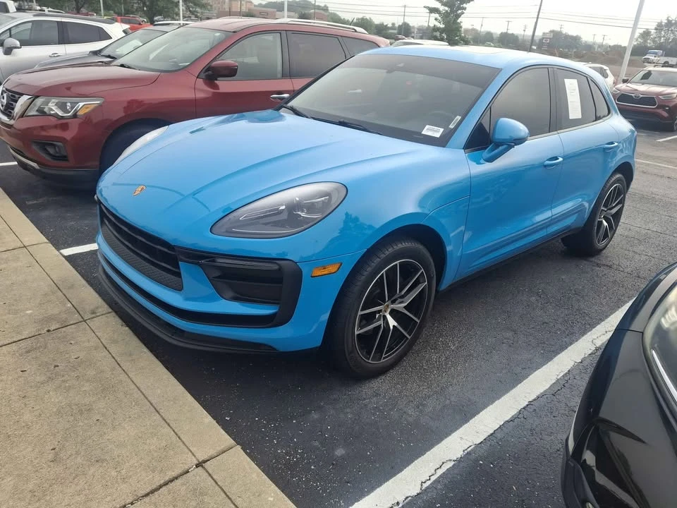 2022 Porsche Macan - Image 3 of 8