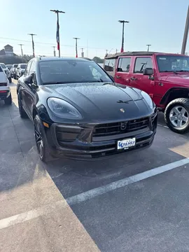 2022 Porsche Macan