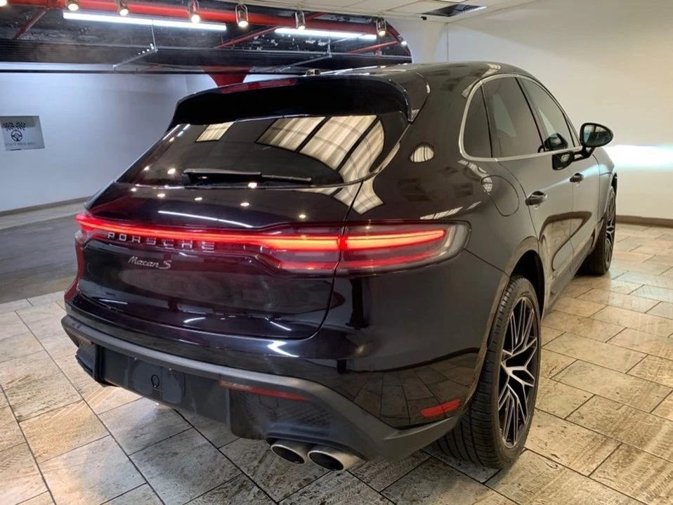 2022 Porsche Macan - Image 6 of 20