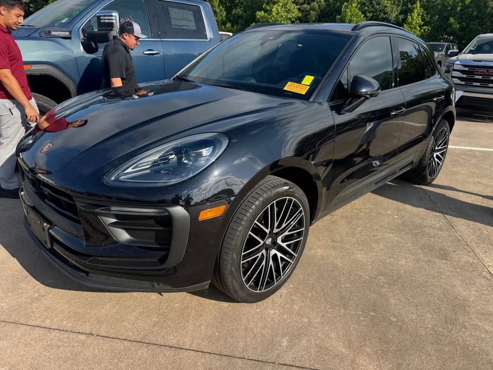 2022 Porsche Macan - Image 8 of 8