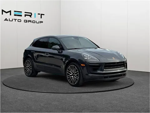 2022 Porsche Macan S