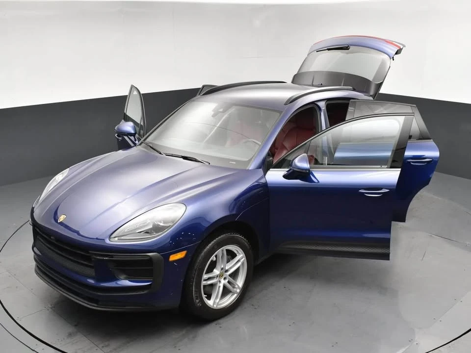 2022 Porsche Macan - Image 17 of 17