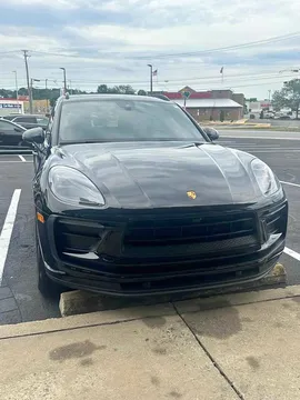2022 Porsche Macan