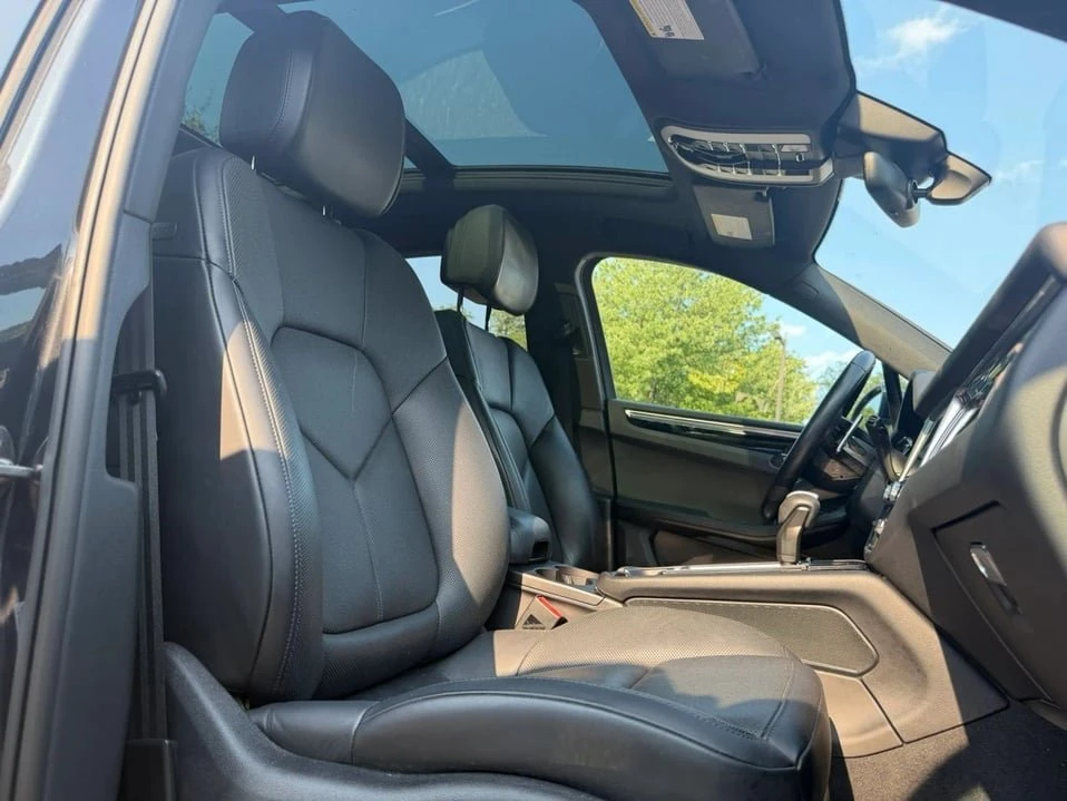 2022 Porsche Macan - Image 4 of 20