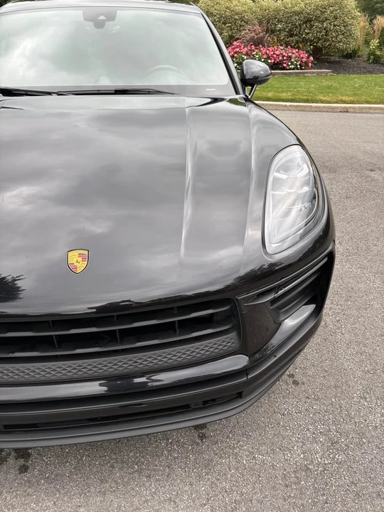 2022 Porsche Macan - Image 13 of 17
