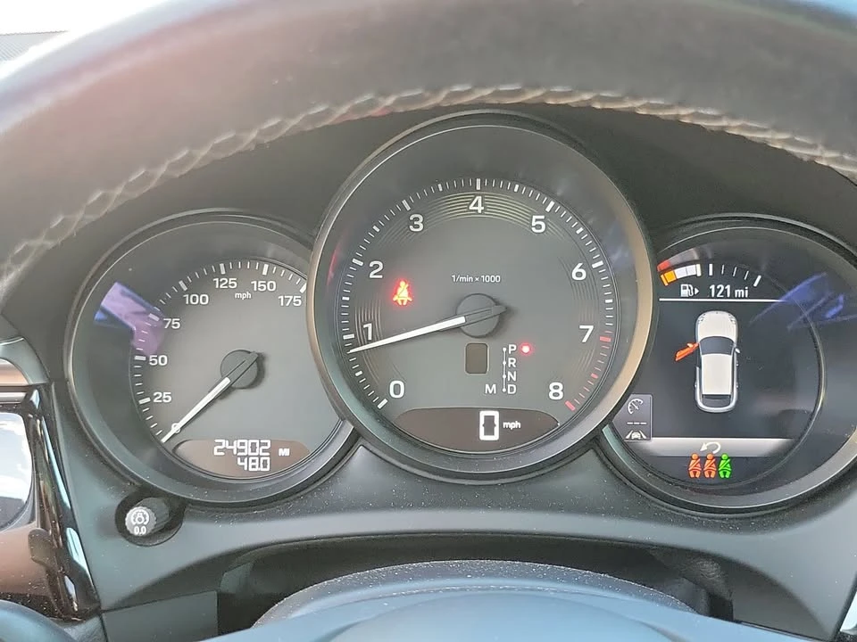 2022 Porsche Macan - Image 19 of 19