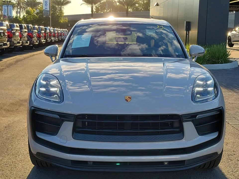 2022 Porsche Macan - Image 4 of 19