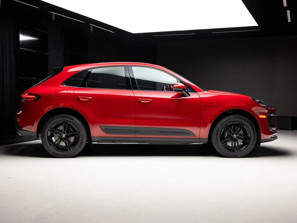 2022 Porsche Macan - Image 4 of 20