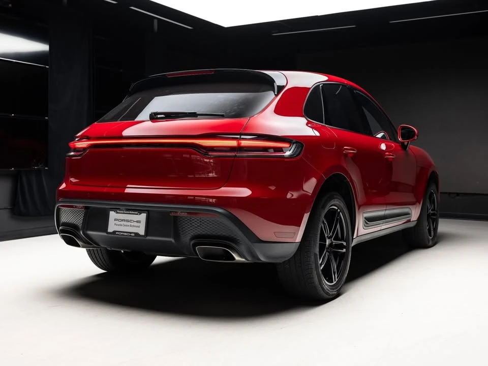 2022 Porsche Macan - Image 5 of 20