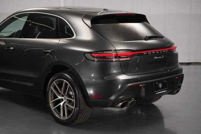 2022 Porsche Macan S - Image 19 of 21