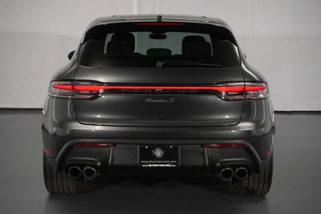 2022 Porsche Macan S - Image 16 of 21