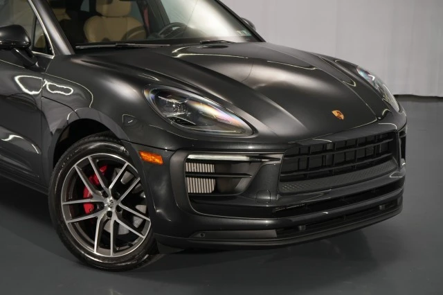 2022 Porsche Macan S - Image 9 of 21