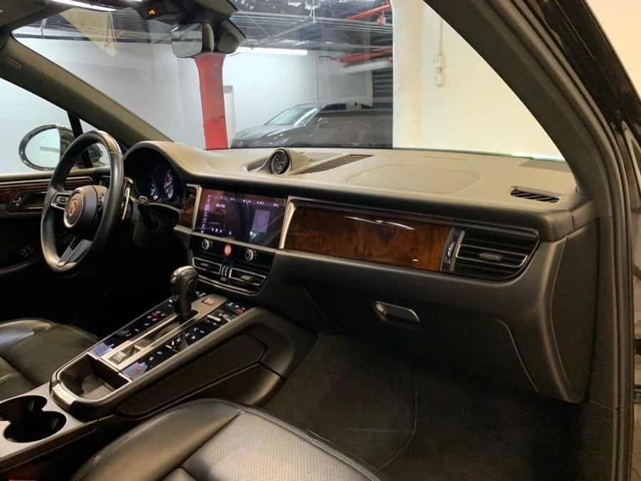 2022 Porsche Macan S - Image 14 of 16