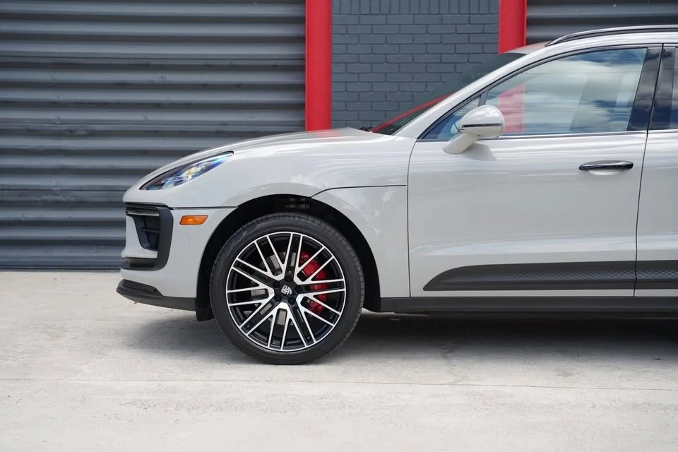 2022 Porsche Macan S - Image 11 of 20