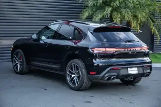 2022 Porsche Macan S - Image 3 of 4