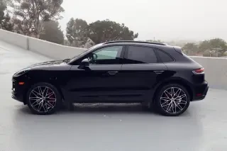 2022 Porsche Macan S - Image 2 of 4
