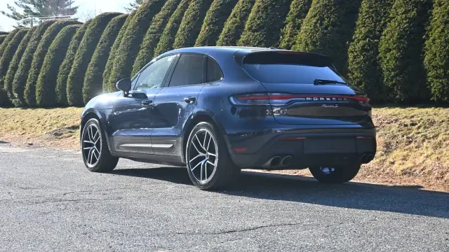 2022 Porsche Macan S - Image 3 of 8